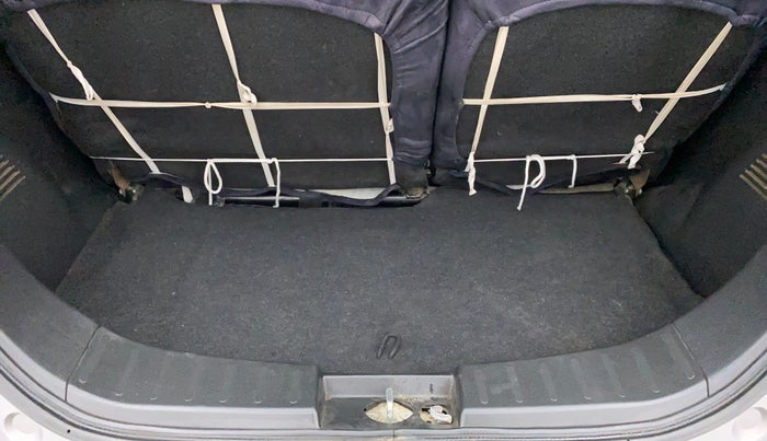 2013 Maruti Wagon R 1.0 LXI, Petrol, Manual, 22,355 km, Boot Inside