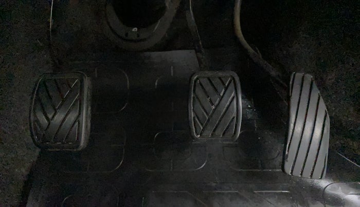 2013 Maruti Wagon R 1.0 LXI, Petrol, Manual, 22,355 km, Pedals