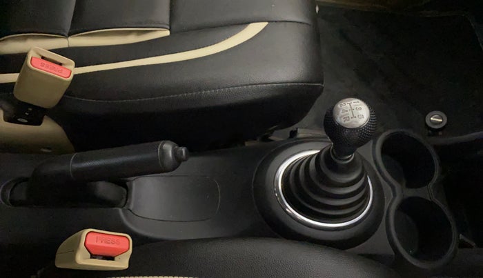 2015 Honda Brio S MT, Petrol, Manual, 35,394 km, Gear Lever