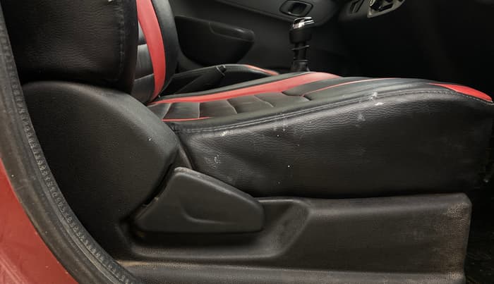 2022 Renault Kwid RXT 1.0 (O), Petrol, Manual, 97,538 km, Driver Side Adjustment Panel