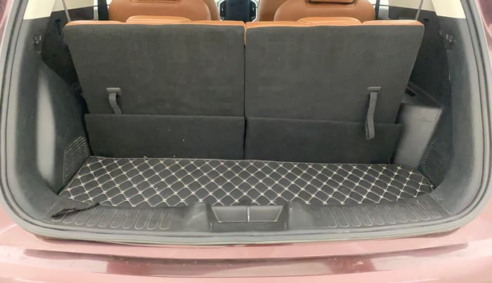 2021 MG HECTOR PLUS SHARP 1.5 PETROL TURBO HYBRID MT 6-STR, Petrol, Manual, 83,498 km, Boot Inside