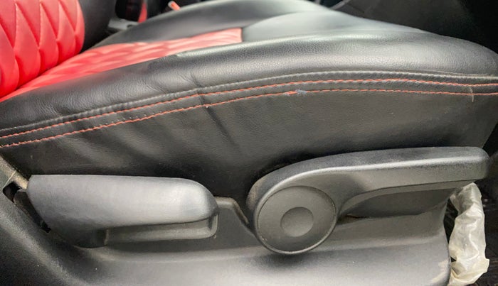 2021 Toyota URBAN CRUISER PREMIUM GRADE AT, Petrol, Automatic, 83,669 km, Driver Side Adjustment Panel