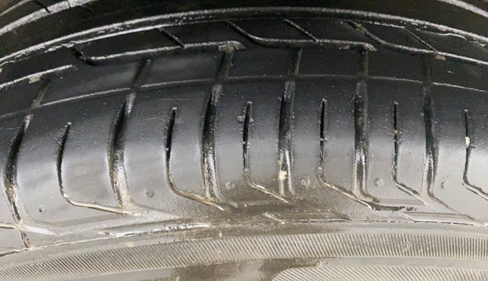 2021 Toyota URBAN CRUISER PREMIUM GRADE AT, Petrol, Automatic, 83,669 km, Right Front Tyre Tread