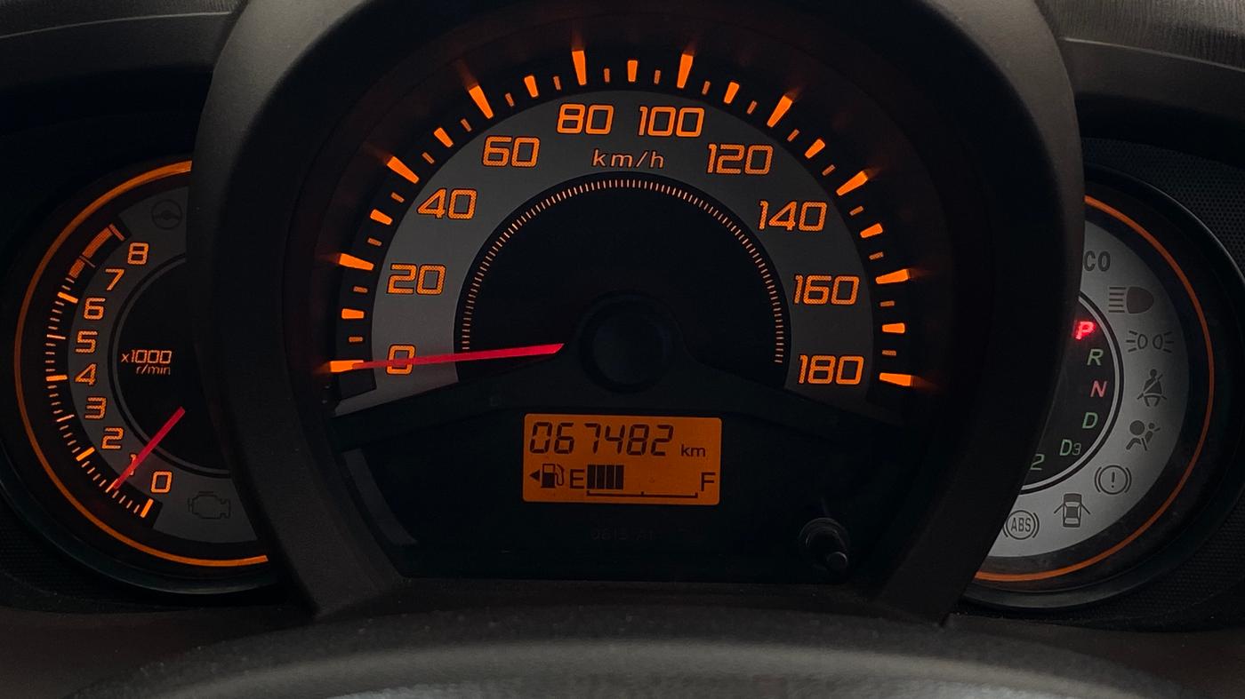 2013 Honda Brio VX AT, Petrol, Automatic, 67,479 km, Odometer Image