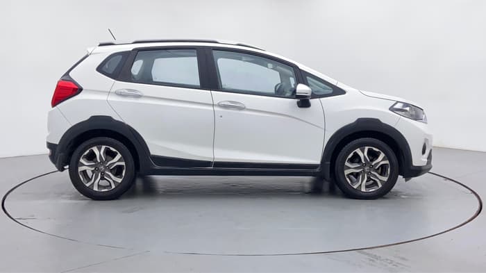 2017 Honda WR-V 1.2 i-VTEC VX MT, Petrol, Manual, 44,150 km, Right Side View