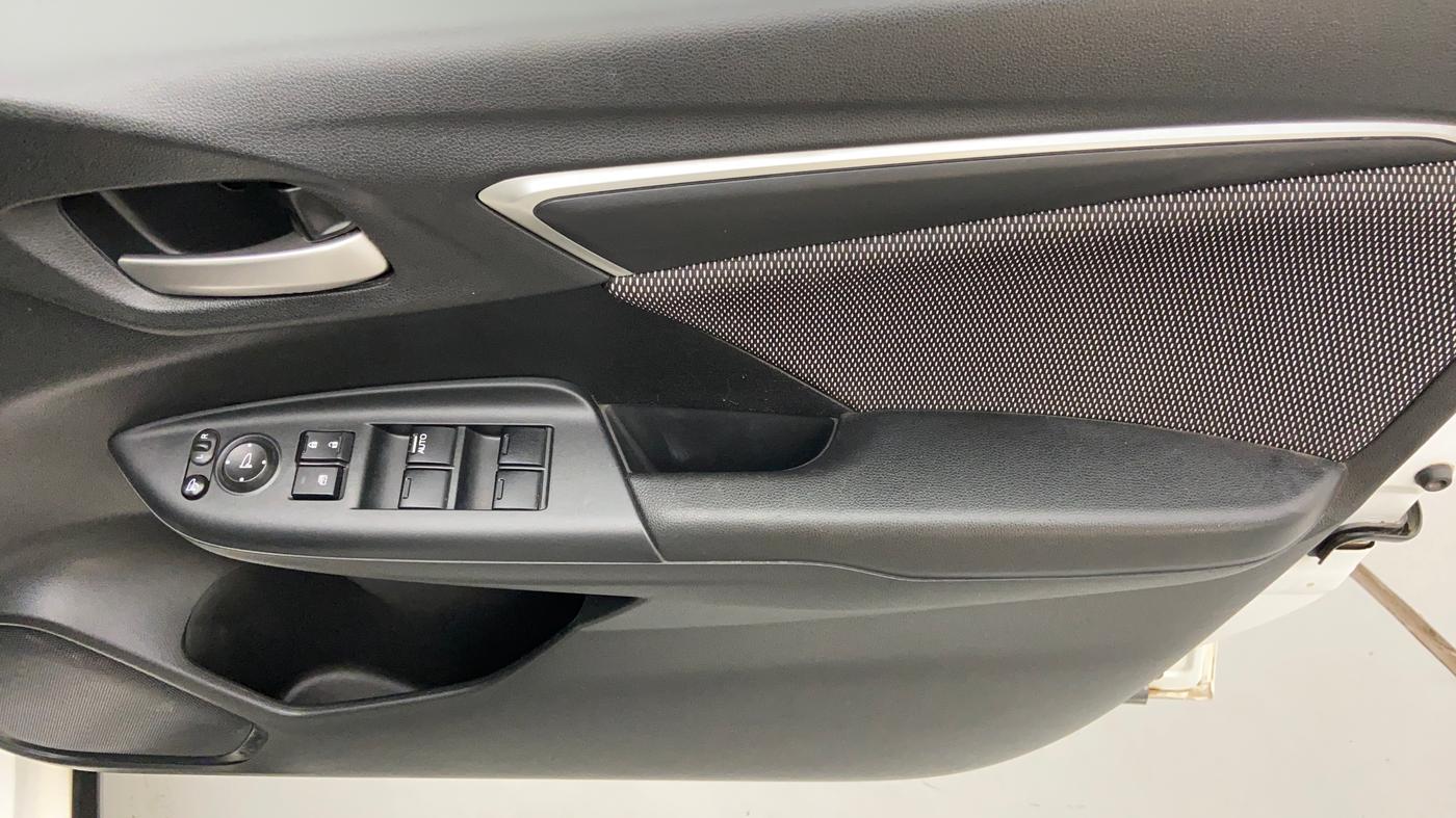 2017 Honda WR-V 1.2 i-VTEC VX MT, Petrol, Manual, 44,150 km, Driver Side Door Panels Control