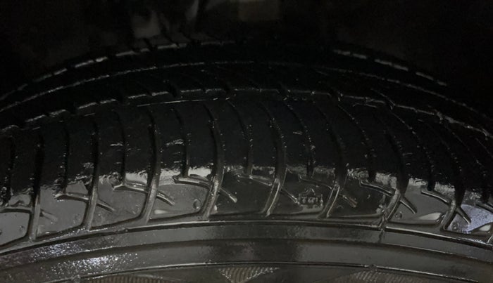 2019 Datsun Go T(O), Petrol, Manual, 16,487 km, Left Front Tyre Tread