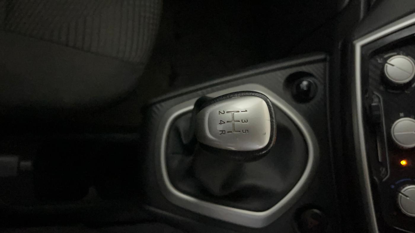 2019 Datsun Go T(O), Petrol, Manual, 16,547 km, Gear Lever