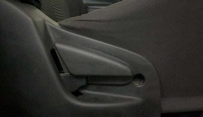2019 Datsun Go T(O), Petrol, Manual, 16,487 km, Driver Side Adjustment Panel
