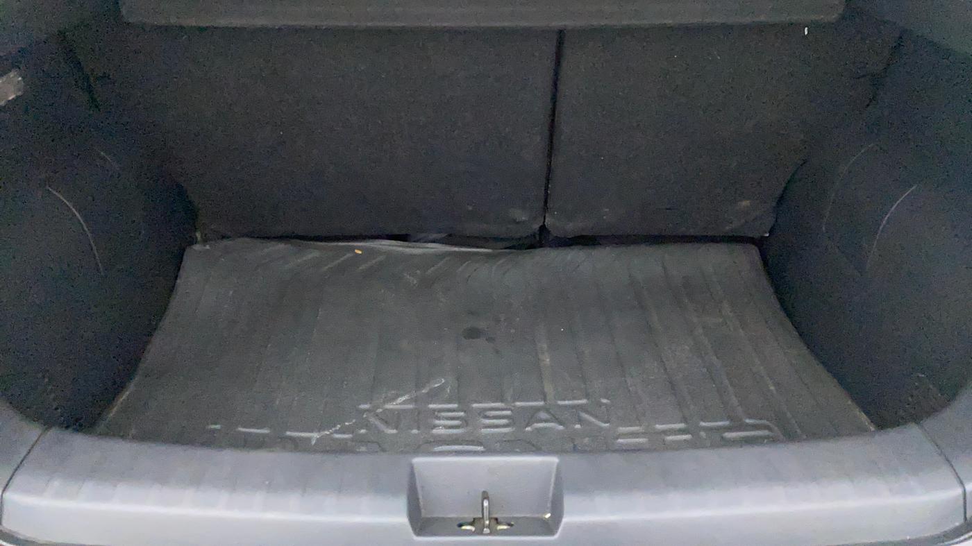 2021 Nissan MAGNITE XV MT PETROL, Petrol, Manual, 13,650 km, Boot Inside