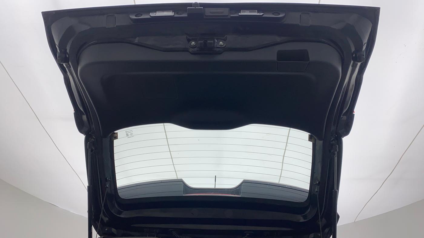 2021 Nissan MAGNITE XV MT PETROL, Petrol, Manual, 13,650 km, Boot Door Open