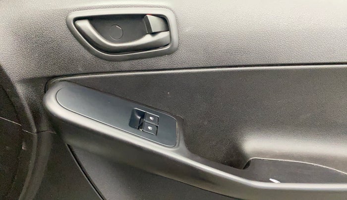 2017 Tata Zest XE PETROL, Petrol, Manual, 70,061 km, Driver Side Door Panels Control