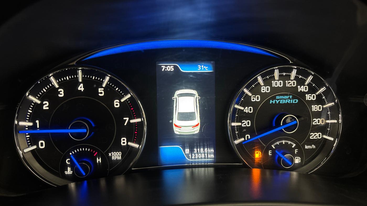 2018 Maruti Ciaz ALPHA 1.5 SHVS PETROL, Petrol, Manual, 1,23,069 km, Odometer Image