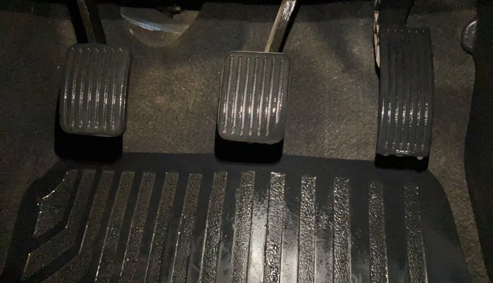 2019 Hyundai Xcent S 1.2, Petrol, Manual, 56,577 km, Pedals