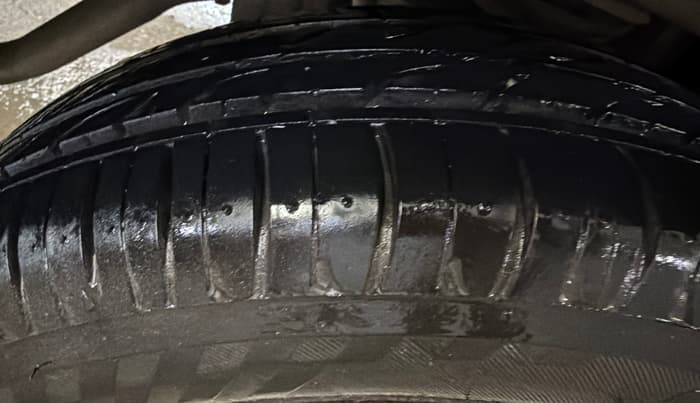 2015 Maruti Alto K10 VXI AMT, Petrol, Automatic, 16,531 km, Right Rear Tyre Tread
