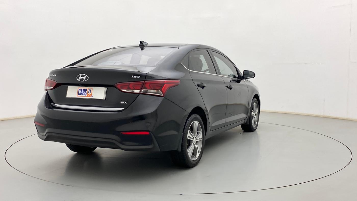 2018 Hyundai Verna 1.6 CRDI SX + AT, Diesel, Automatic, 69,631 km, Right Back Diagonal