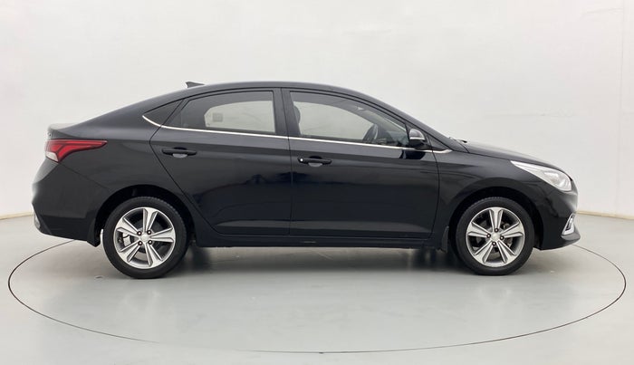 2018 Hyundai Verna 1.6 CRDI SX + AT, Diesel, Automatic, 69,631 km, Right Side View