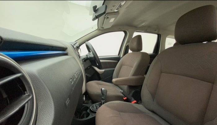 2019 Renault Duster 110 PS RXZ 4X2 AMT DIESEL, Diesel, Automatic, 69,084 km, Right Side Front Door Cabin