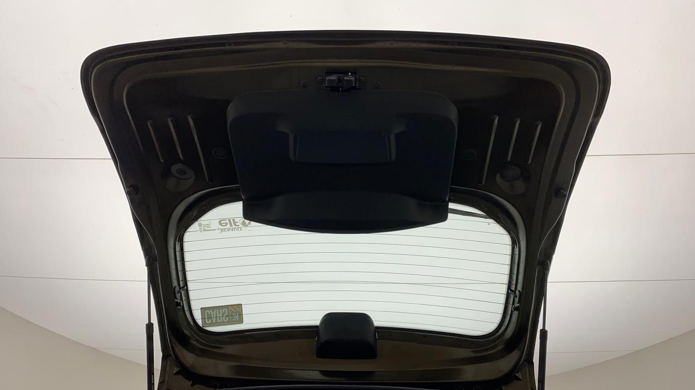 2019 Renault Duster 110 PS RXZ 4X2 AMT DIESEL, Diesel, Automatic, 69,084 km, Boot Door Open