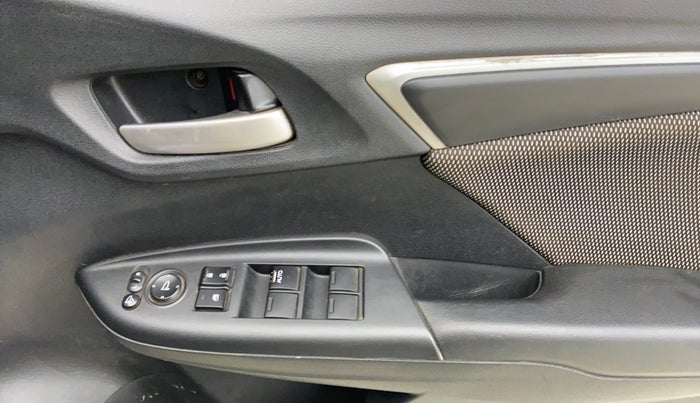 2019 Honda WR-V 1.2L I-VTEC VX MT, Petrol, Manual, 62,955 km, Driver Side Door Panels Control