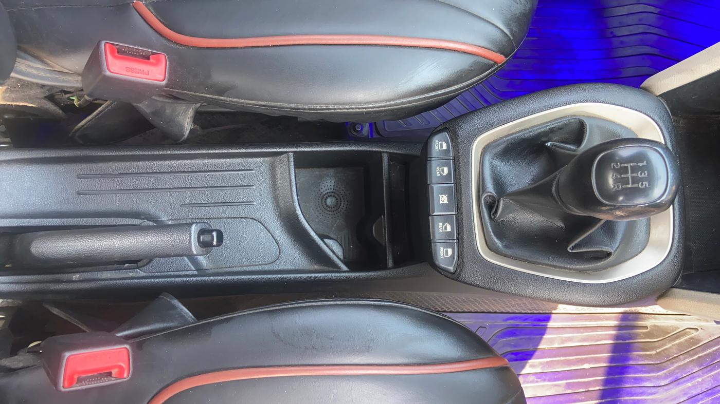 2020 Hyundai NEW SANTRO ASTA MT, Petrol, Manual, 76,037 km, Gear Lever