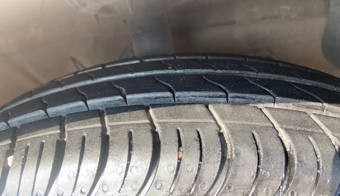 2020 Hyundai NEW SANTRO ASTA MT, Petrol, Manual, 76,037 km, Right Front Tyre Tread
