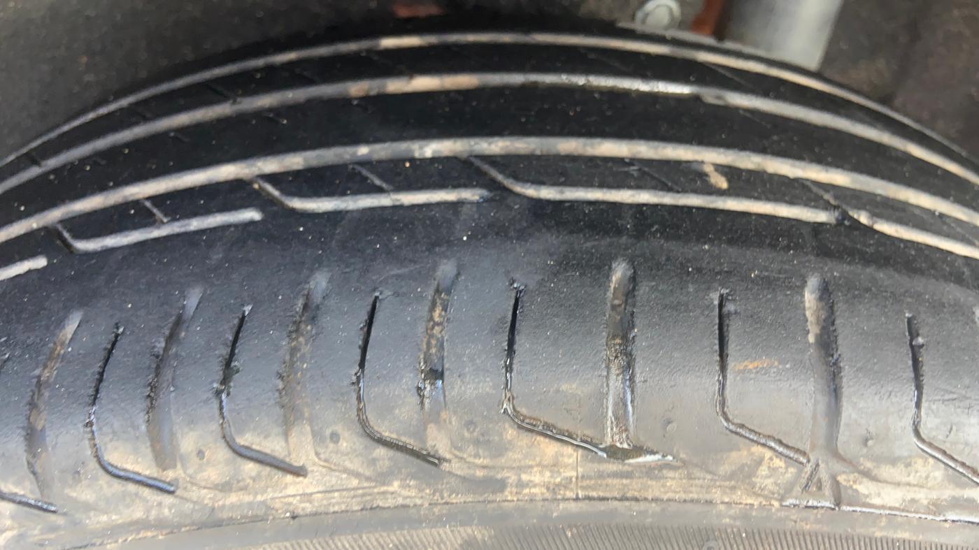 2018 Maruti Vitara Brezza ZDI AMT, Diesel, Automatic, 78,996 km, Left Rear Tyre Tread