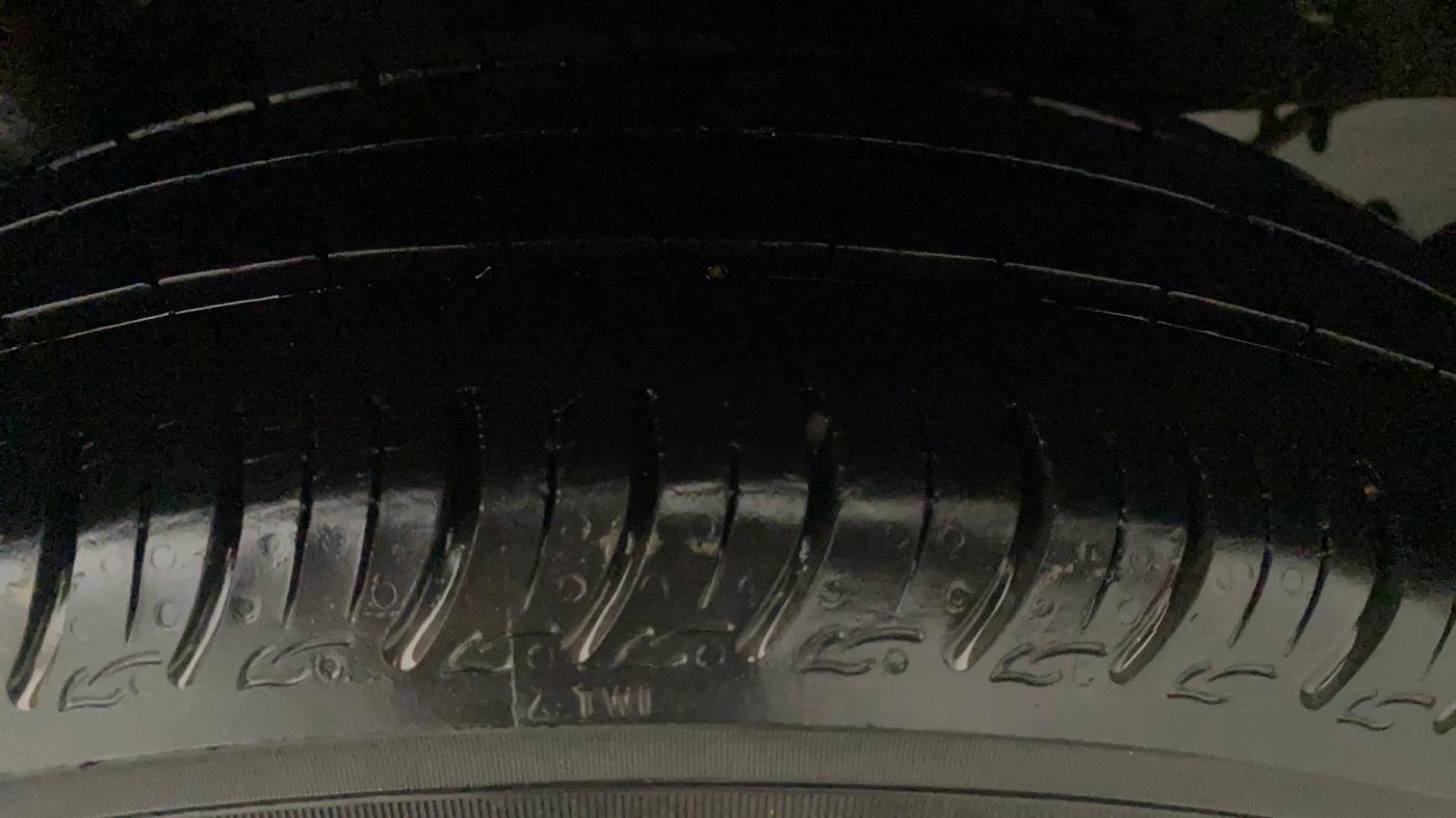 2016 Maruti Celerio ZXI AMT, Petrol, Automatic, 76,727 km, Left Rear Tyre Tread