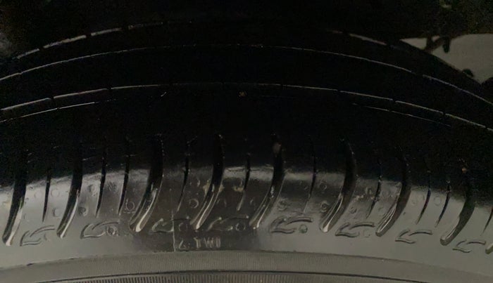 2016 Maruti Celerio ZXI AMT, Petrol, Automatic, 76,727 km, Left Rear Tyre Tread