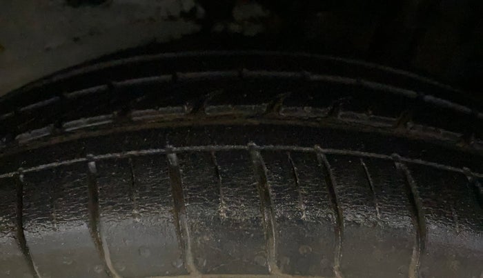 2018 Tata NEXON XM PETROL, Petrol, Manual, 29,037 km, Left Rear Tyre Tread