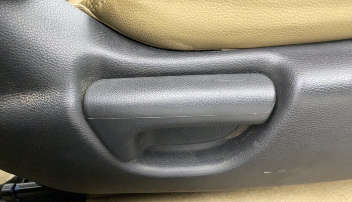 2015 Honda City 1.5L I-VTEC VX CVT, Petrol, Automatic, 44,285 km, Driver Side Adjustment Panel