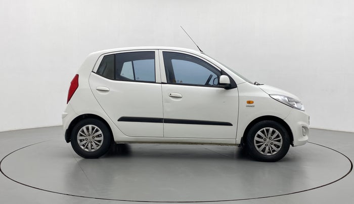 2015 Hyundai i10 SPORTZ 1.1, CNG, Manual, 76,694 km, Right Side View