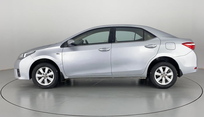 2016 Toyota Corolla Altis G AT, Petrol, Automatic, 88,365 km, Left Side