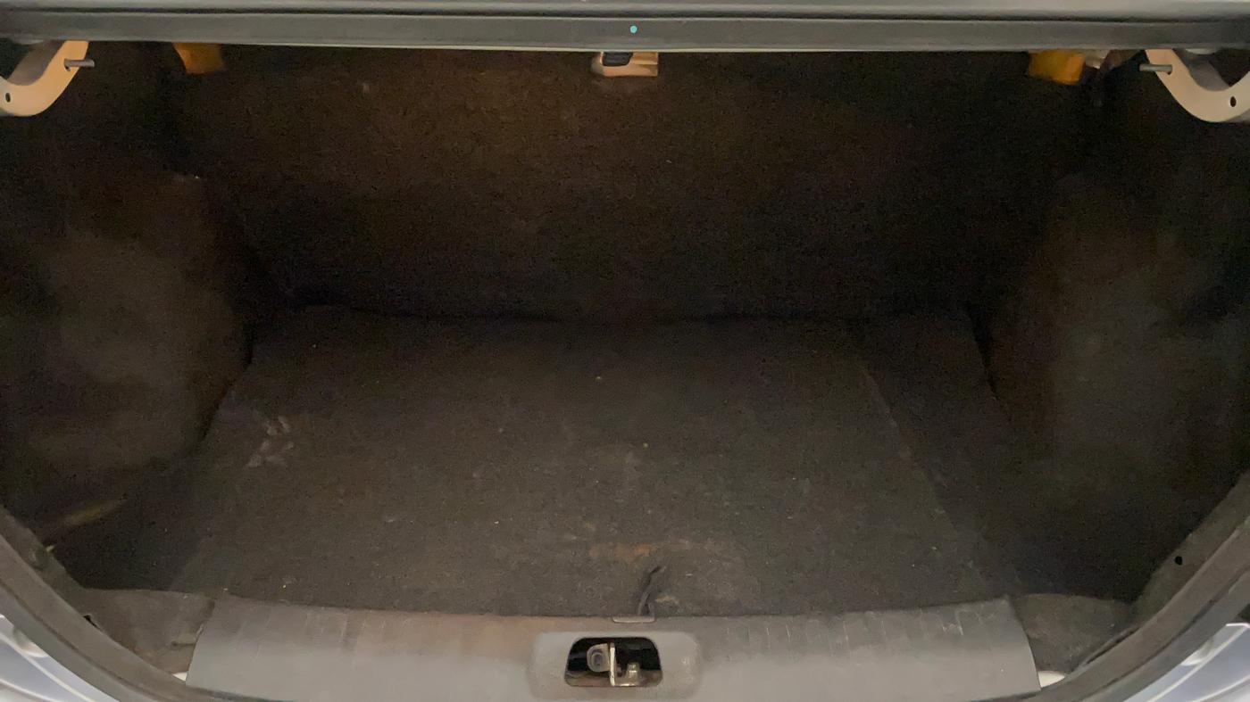 2013 Maruti Swift Dzire VXI REGAL EDITION, Petrol, Manual, 98,655 km, Boot Inside
