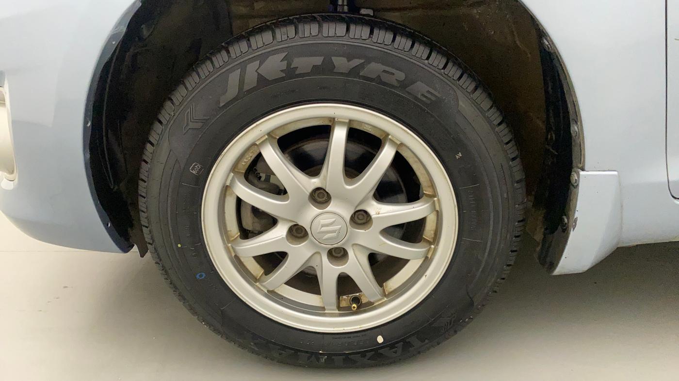 2013 Maruti Swift Dzire VXI REGAL EDITION, Petrol, Manual, 98,655 km, Left Front Wheel