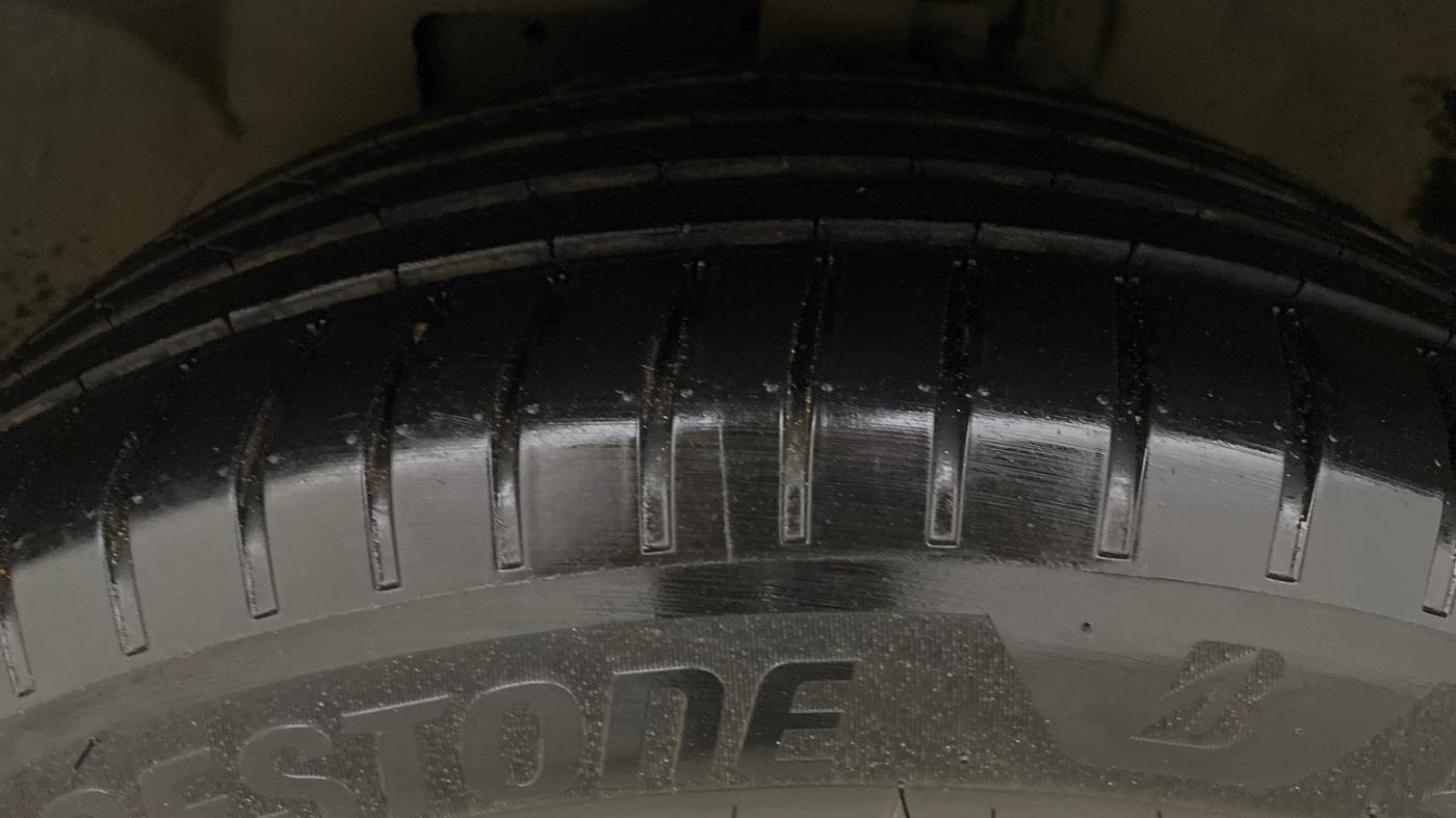 2018 Ford Ecosport TITANIUM + 1.5L PETROL AT, Petrol, Automatic, 35,402 km, Left Front Tyre Tread