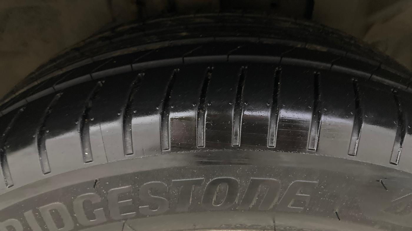 2018 Ford Ecosport TITANIUM + 1.5L PETROL AT, Petrol, Automatic, 35,402 km, Right Front Tyre Tread