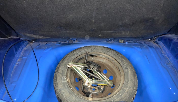 2014 Hyundai Eon MAGNA +, Petrol, Manual, 31,965 km, Boot Inside