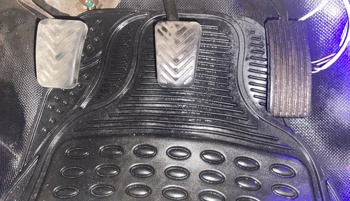 2016 Hyundai Eon ERA +, Petrol, Manual, 36,931 km, Pedals