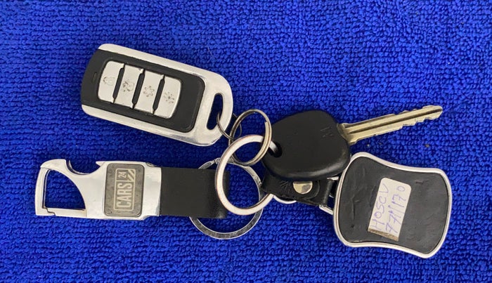 2016 Hyundai Eon ERA +, Petrol, Manual, 36,931 km, Key Close Up