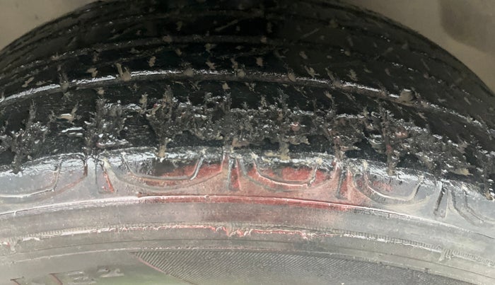 2018 Jeep Compass LIMITED 1.4 PETROL AT, Petrol, Automatic, 55,105 km, Right Front Tyre Tread