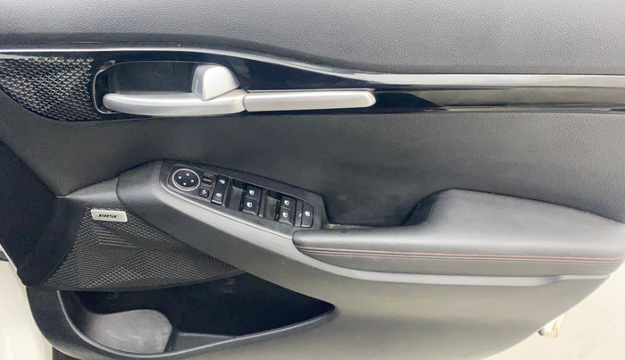 2021 KIA SELTOS GTX PLUS 1.4 PETROL, Petrol, Manual, 58,155 km, Driver Side Door Panels Control