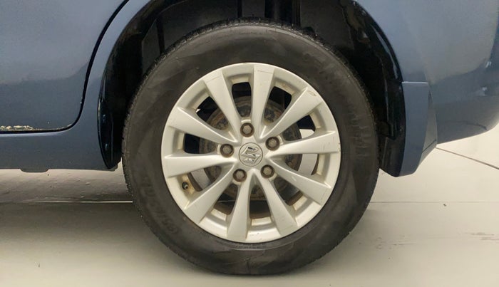 2014 Maruti Ertiga VDI, Diesel, Manual, 1,20,117 km, Left Rear Wheel