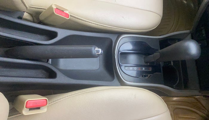 2016 Honda City 1.5L I-VTEC SV CVT, Petrol, Automatic, 1,18,172 km, Gear Lever