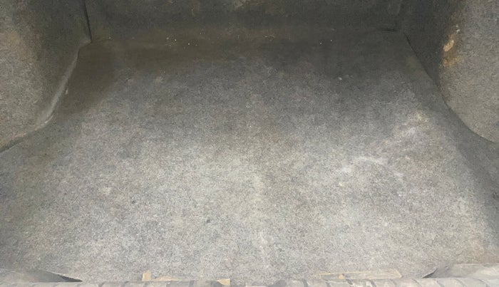 2016 Honda City 1.5L I-VTEC SV CVT, Petrol, Automatic, 1,18,172 km, Boot Inside