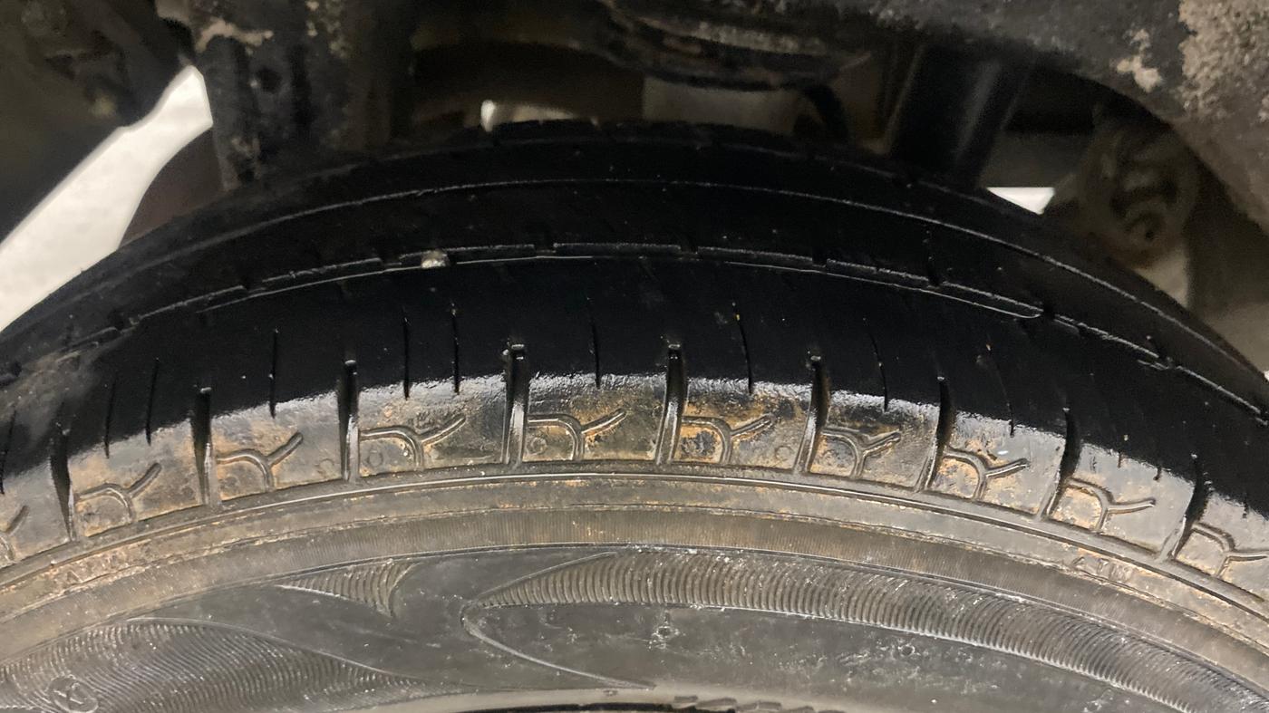 2014 Maruti Alto 800 VXI, Petrol, Manual, 47,427 km, Right Rear Tyre Tread
