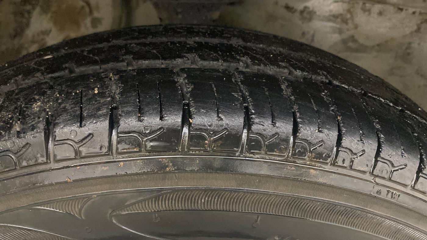 2014 Maruti Alto 800 VXI, Petrol, Manual, 47,427 km, Right Front Tyre Tread