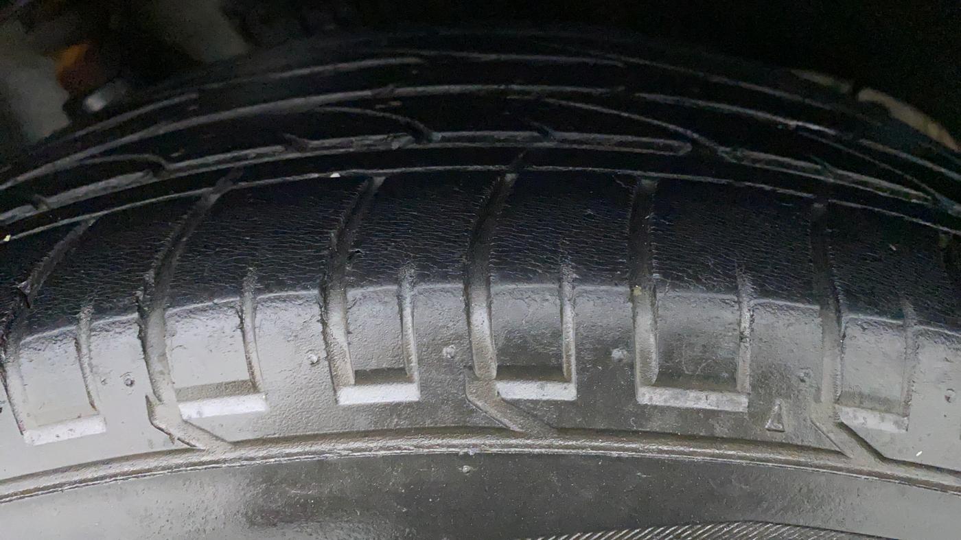 2016 Hyundai Creta 1.6 SX PLUS AUTO PETROL, Petrol, Automatic, 44,993 km, Left Front Tyre Tread