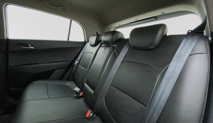 2016 Hyundai Creta 1.6 SX PLUS AUTO PETROL, Petrol, Automatic, 44,993 km, Right Side Rear Door Cabin