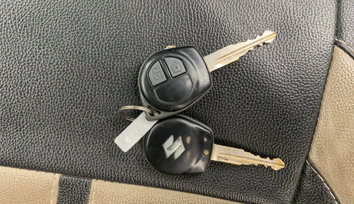 2017 Maruti Wagon R 1.0 VXI AMT, Petrol, Automatic, 41,037 km, Key Close Up